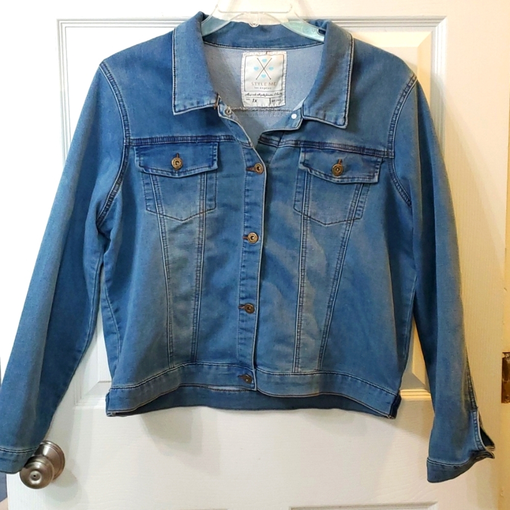Style Me Los Angeles Woman's Plus Denim Jacket 1x